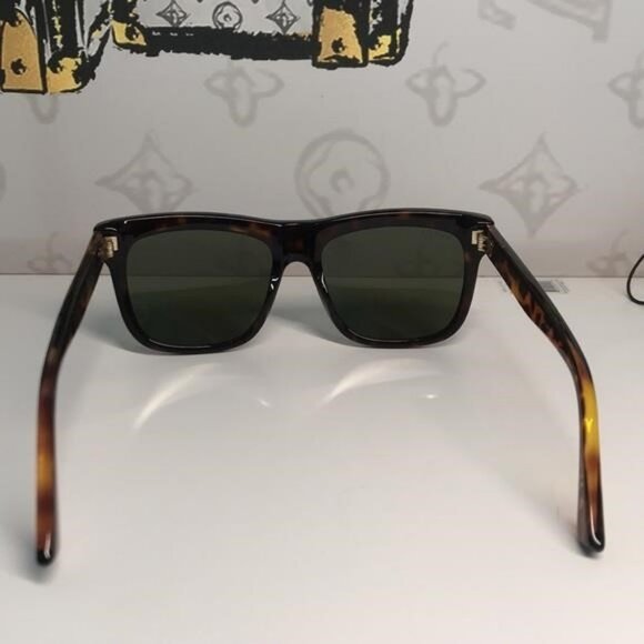 Gucci Tortoise Shell Sunglasses with Green Lenses GG0158SN 002 - Picture 6 of 12